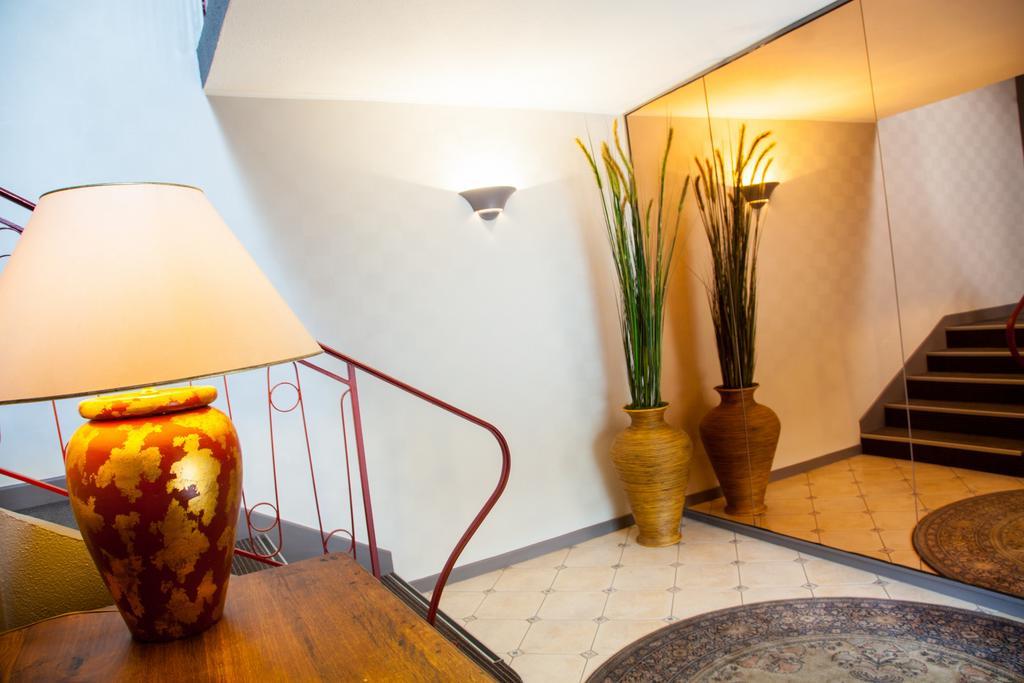 Hostellerie De Bretonniere - Groupe Logis Hotels Beaune  Kültér fotó
